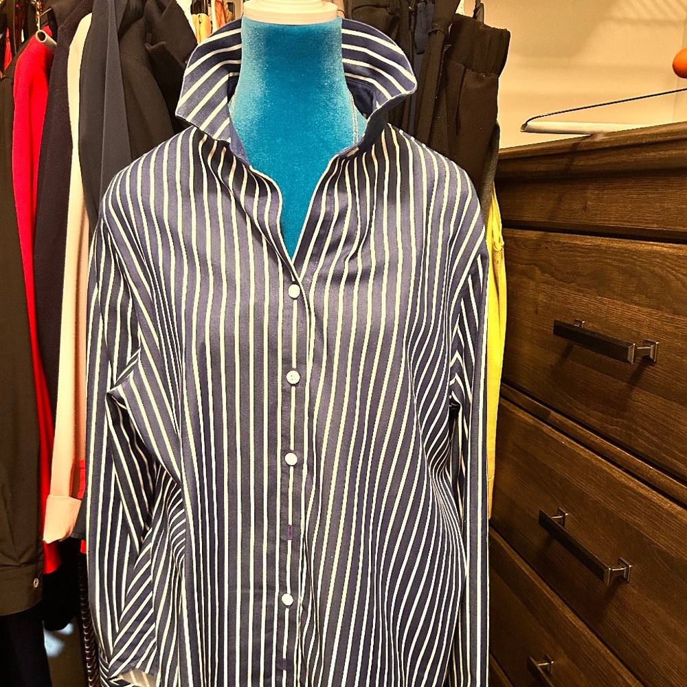 Chico’s no iron tunic